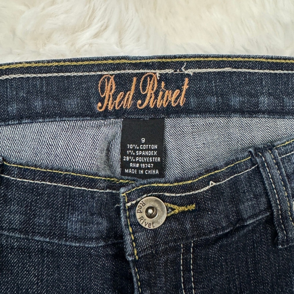 Red Rivet Y2K Low Rise Bootcut Jeans Dark Wash Slim Fit Denim W30 - Picture 6 of 8